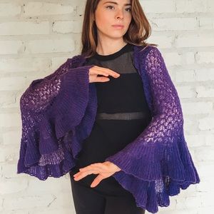 Betsey Johnson Knit Magic Sleeve Sweater 💜✨